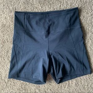 Girlfriend Collective High Rise Compressive Run Short - Navy Size Large